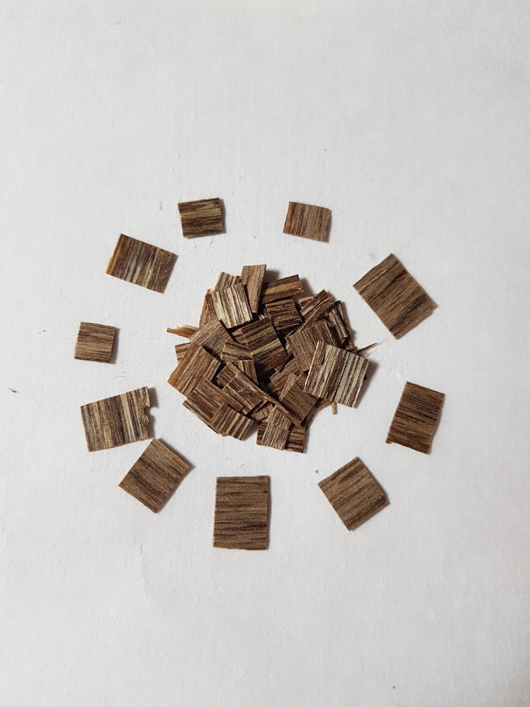 토부 침향 1g  (향들음용)